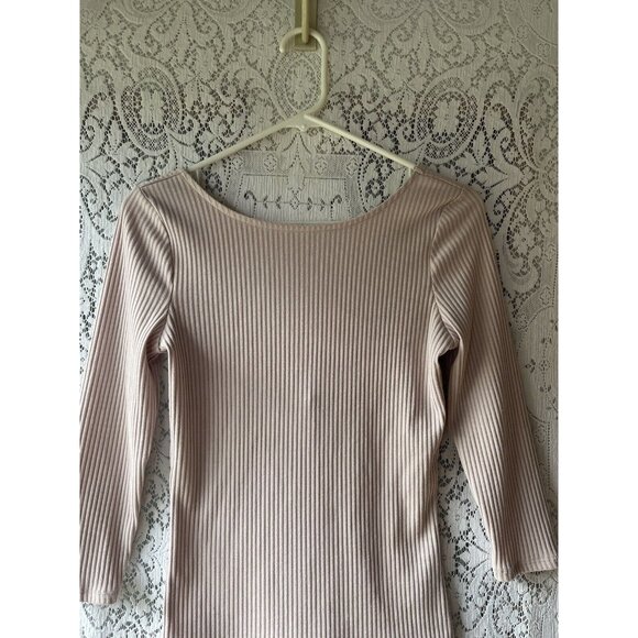 Guess Light‎ Pink Ribbed Open Back Shirt Women's Size Medium - Picture 4 of 7